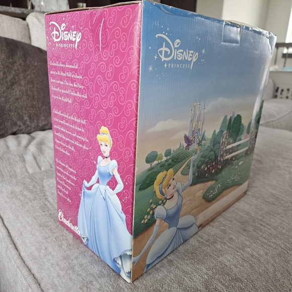 Disney Cinderella Porcelain Keepsake Doll & Horse Collectible NRFM Vintage - Picture 9 of 13